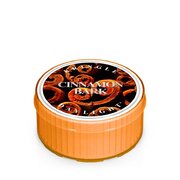 Kringle Candle CINNAMON BARK dišeča sveča (35 g)