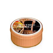 Kringle Candle dišeča sveča COVERED BRIDGE (35 g)