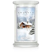 Kringle Candle COSY CABIN velika dišeča sveča z 2 stenjem (624 g)