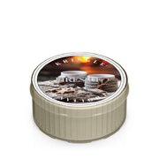 Dišeča sveča Kringle Candle Fireside (35 g)