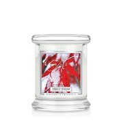 Kringle Candle First Snow dišeča sveča mini 1 stenj (127 g)
