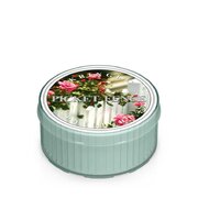 Dišeča sveča Kringle Candle Picket Fence (35 g)