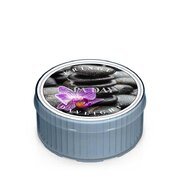 Kringle Candle Spa dnevna dišeča sveča (35 g)