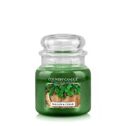 Country Candle Balsam & Cedar medium 2-stenj dišeča sveča (453 g)