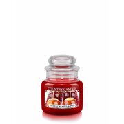 Country Candle Salted Caramel Apples dišeča sveča mini 1 stenj (104 g)