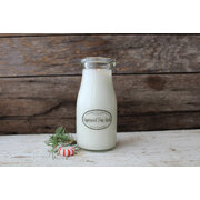 MILKHOUSE CANDLE Dišeča sveča Peppermint Pine Needle MILKBOTTLE (227 g)