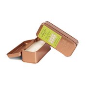 Paddywax Library Oscar Wilde 2 Wick dišeča sveča v pločevinki (2,5 oz/70 g)