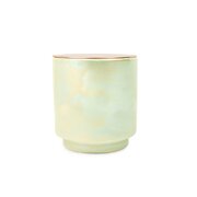 Paddywax GLOW MINT WHITE WOODS & MINT 3-Wick dišeča sveča z bakrenim pokrovom (19 oz / 538 g)