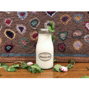 MILKHOUSE CANDLE Moroccan Mint dišeča sveča MILKBOTTLE (227 g)