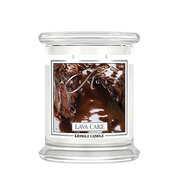 Kringle Candle Lava Cake srednja 2-stenjska dišeča sveča (411 g)