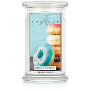 Kringle Candle Donut Worry velika dišeča sveča z 2 stenjema (624 g)