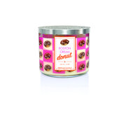 Kringle Candle Boston Cream Donut 3-wick dišeča sveča 411 g