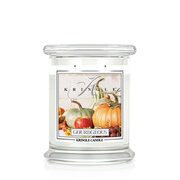 Kringle Candle Gourdgeous dišeča sveča srednje velikosti 2 stenja (411 g)