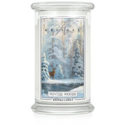 Kringle Candle Winter Woods velika dišeča sveča z 2 stenjema (624 g)