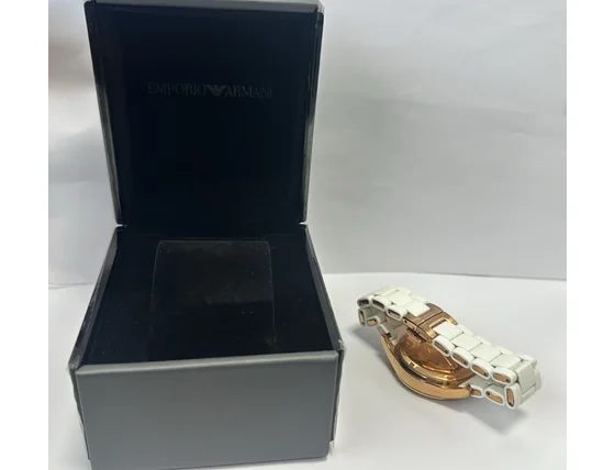 Emporio armani ar5920  -second hand - 0-02-05-c92bf03f4ab5d13d42addcad86a4a836c2827c4a8151335dbb840a597f0a32b0_9bbf99a7bf624c31