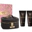 <p>Miniatura</p>: Versace crystal noir darčeková sada, parfémovaná voda 90ml + telové mlieko 100ml + sprchový gél 100 ml + kozmetická taška - Versace Crystal Noir Darčeková sada, parfémovaná voda 90ml + telové mlieko 100ml + sprchový gél 100 ml + kozmetická taška